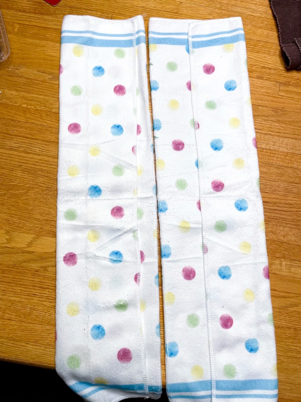 Easter/Spring Themed Set of Hand/Kitchen Towels - NWOT - Hello Peeps, Eggs, Dots - Picture 4 of 6